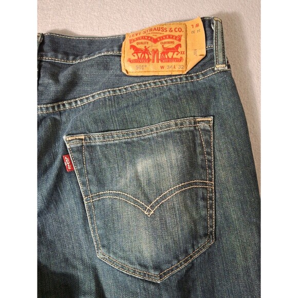 LEVI'S 501 Button Fly Jeans Mens 34-32 Dark Wash Distressed Cowboy EUC - Picture 14 of 15